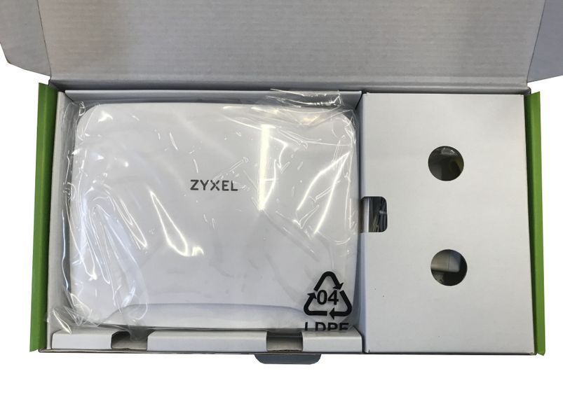 4G стаціонарний роутер ZyXel LTE3316-M604 (Cat.6\4LAN\2SMA) 6761 фото